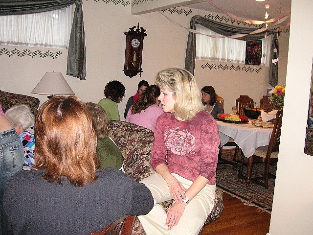 Image 2 of 28  -  134 kB